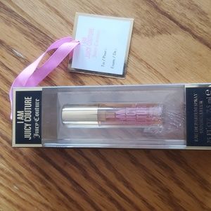 Nwt Juicy Couture eau de Parfums spray .25 oz